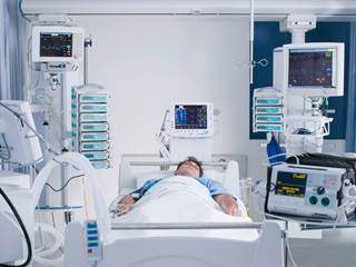 Simvastatin did not improve outcomes in patients on mechanical ventilation in the ICU. Simvastatin did not improve outcomes in patients on mechanical ventilation in the ICU.