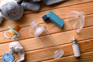 While inhaled corticosteroids were associated with the highest adverse drug events, long-acting beta-agonists were associated with the highest mortality in pediatric asthma patients. While inhaled corticosteroids were associated with the highest adverse drug events, long-acting beta-agonists were associated with the highest mortality in pediatric asthma patients.