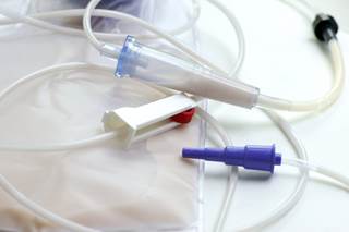 Enteral feeding had an increased risk for gastrointestinal complications compared with parenteral feeding. Enteral feeding had an increased risk for gastrointestinal complications compared with parenteral feeding.