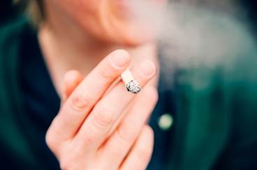 Smoking Linked to Cognitive Dysfunction in Fibromyalgia Smoking Linked to Cognitive Dysfunction in Fibromyalgia