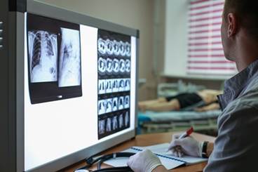 Patient With COPD, Smoking History Presents to ED With Sensory Loss Patient With COPD, Smoking History Presents to ED With Sensory Loss